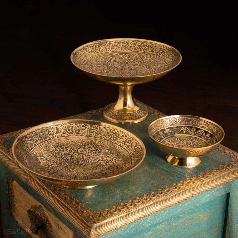 خریدار ظروف برنجی قدیمی چه معیارهایی را برای قیمت‌گذاری و خرید تضمینی در محل بررسی می‌کند؟
