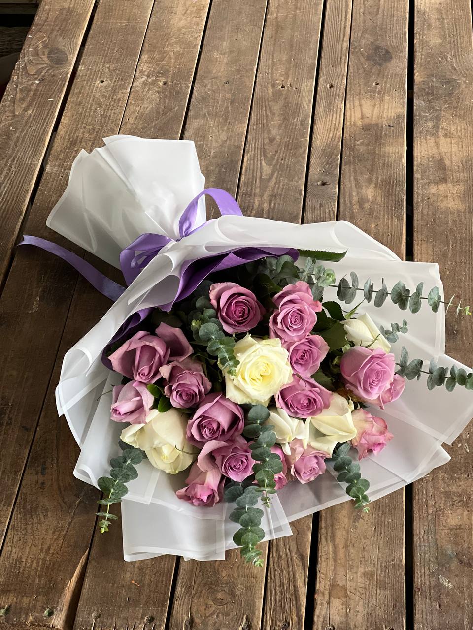 دسته گل رز مینیمال