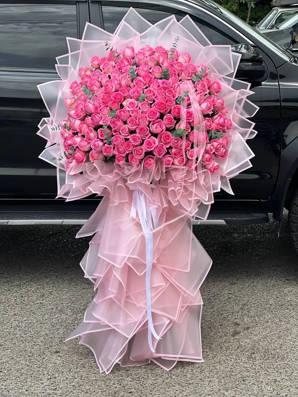 دسته گل ایستاده رز
