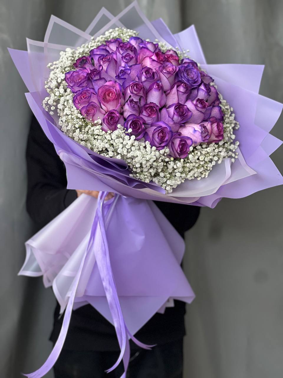 دسته گل رز بنفش